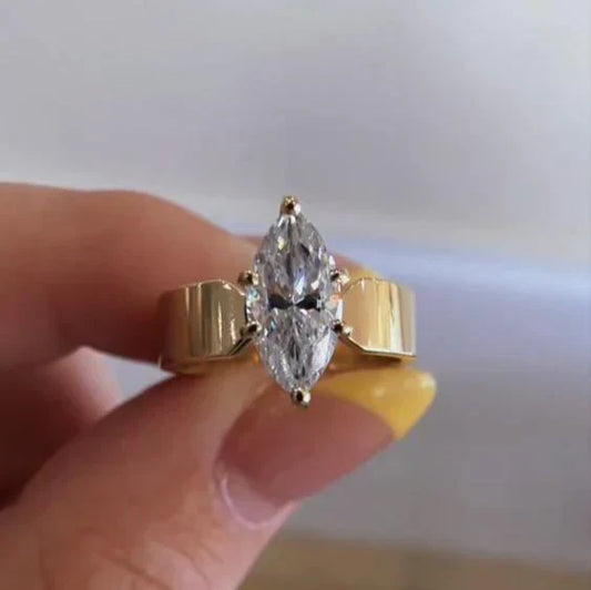 Vintage Crystaline Golden Ring-Maryam Jewelry