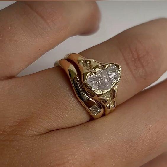 Vintage White Glass Golden Forged Ring-Maryam Jewelry