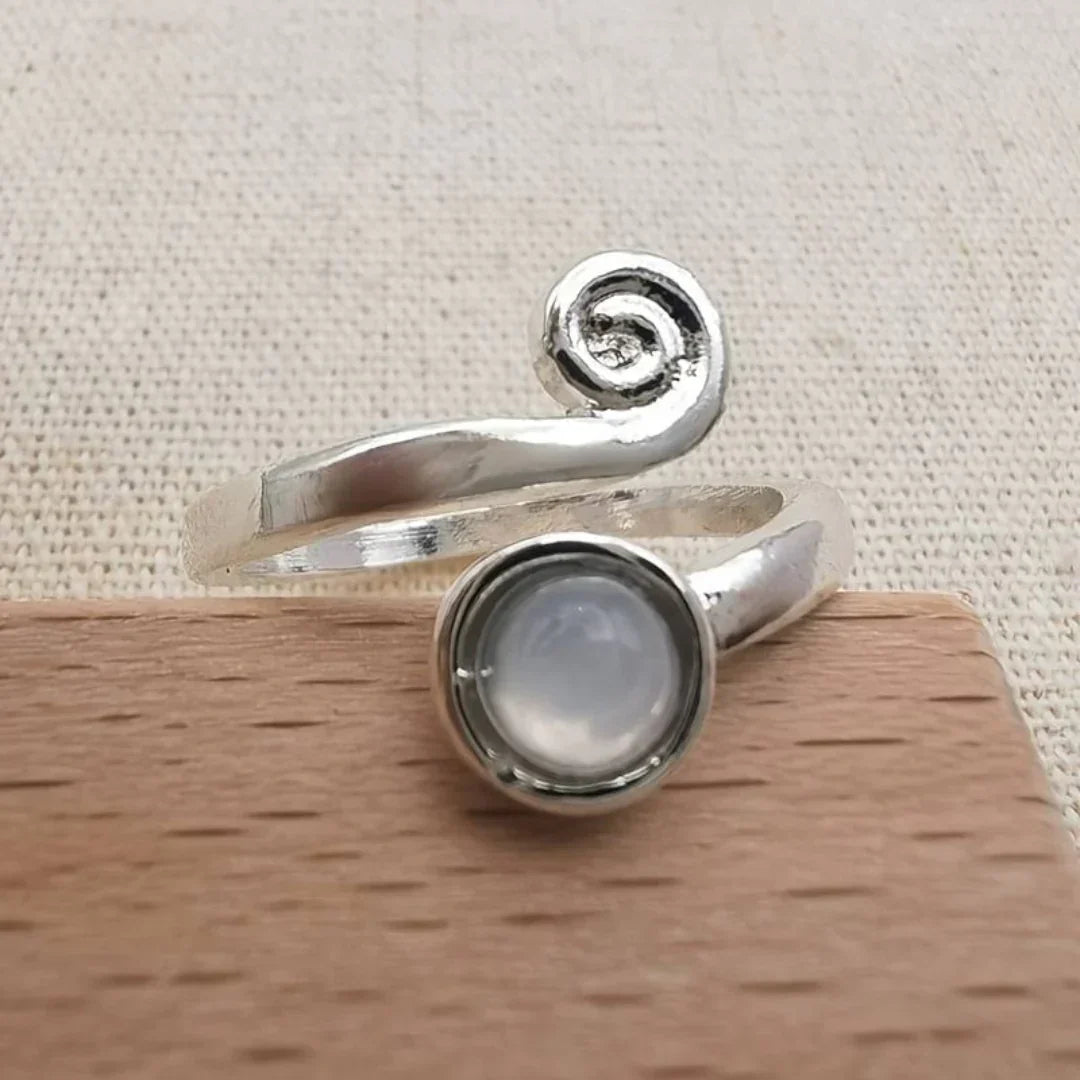 Vintage Spiral Moonstone Ring-Maryam Jewelry