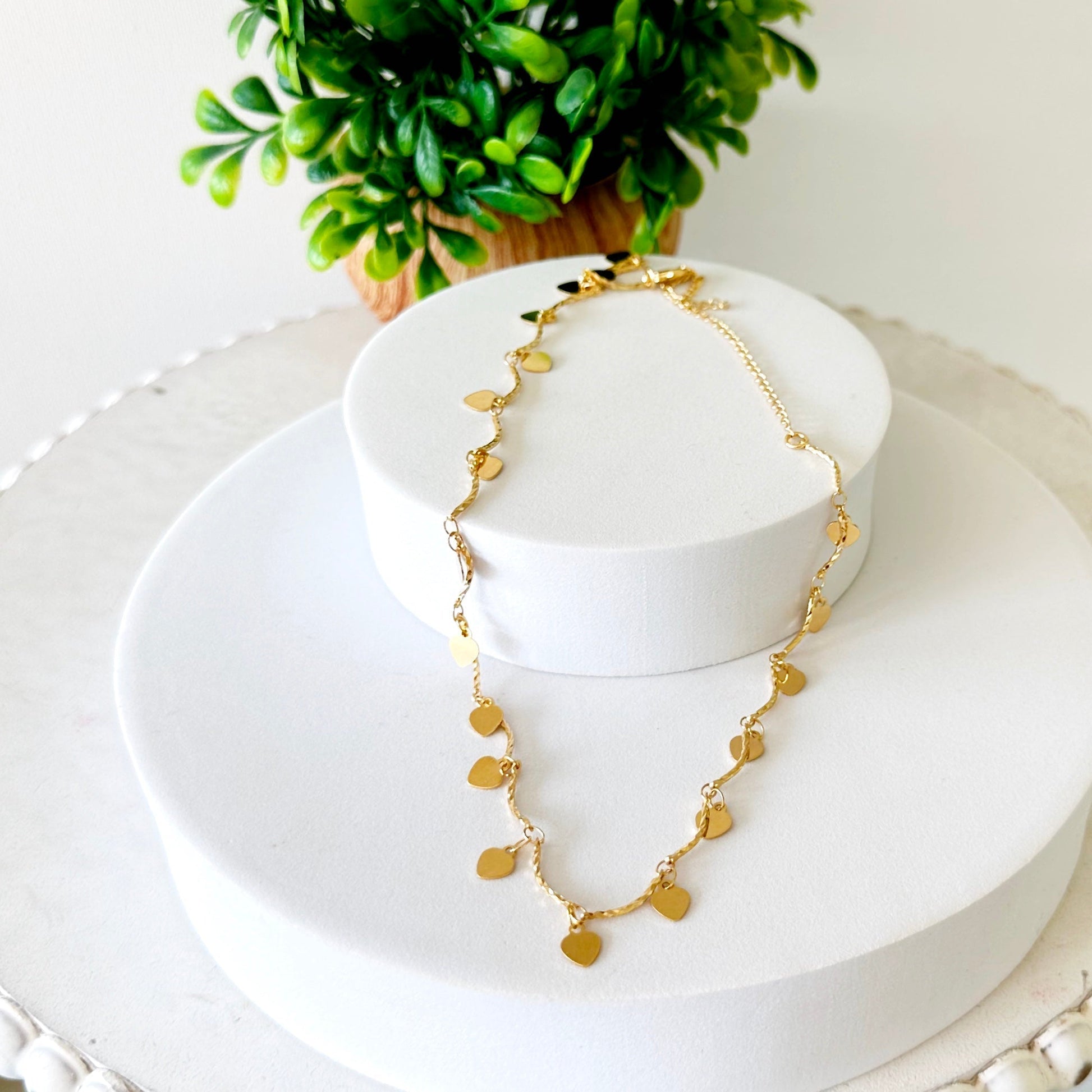 Melita Dangle Heart Choker Necklace-Maryam Jewelry