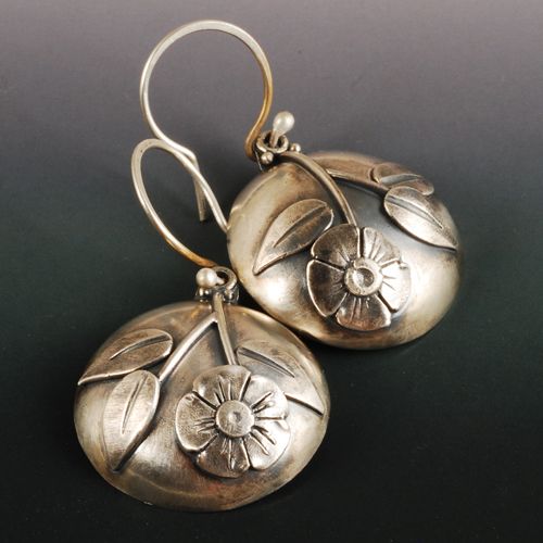 Vintage Rounded Flower Silver Earrings-Maryam Jewelry
