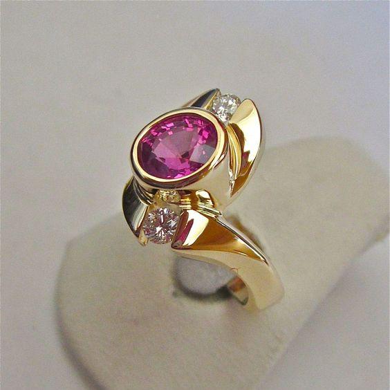 Vintage Garnet Rounded Glass Gold Ring-Maryam Jewelry