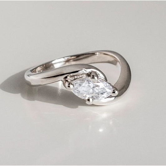 Vintage Zirconia Wavy Silver Ring-Maryam Jewelry