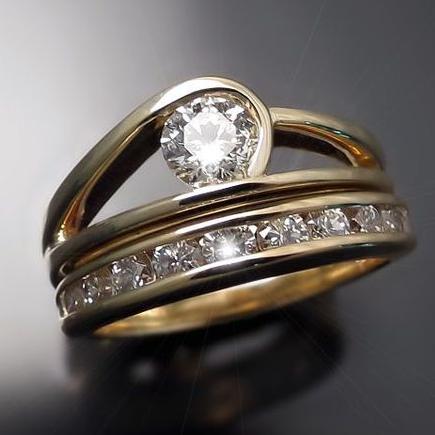 Vintage Elegant Zirconia Gold Ring-Maryam Jewelry
