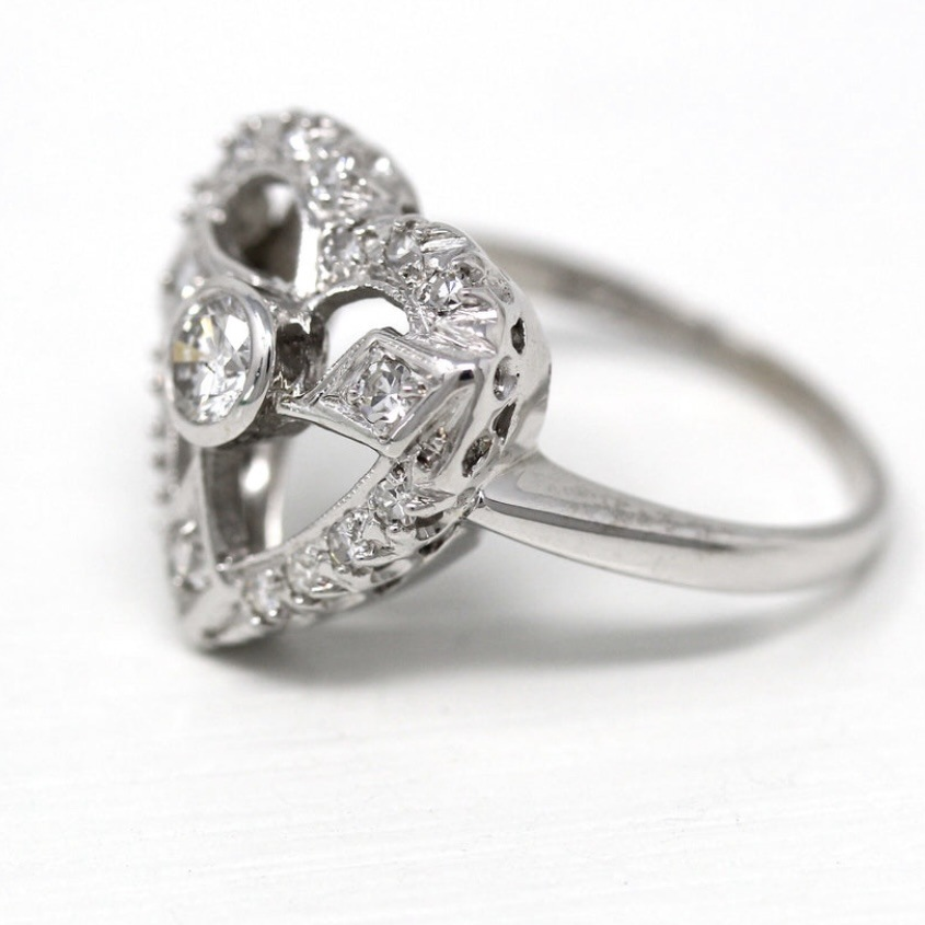 Vintage Bright Heart Silver Ring-Maryam Jewelry