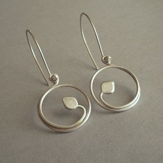 Vintage Silver Plated Hollow Circle Earrings-Maryam Jewelry