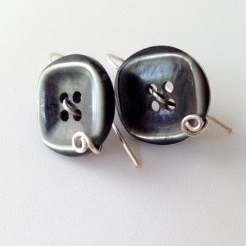 Vintage Rounded Black Button Earrings-Maryam Jewelry