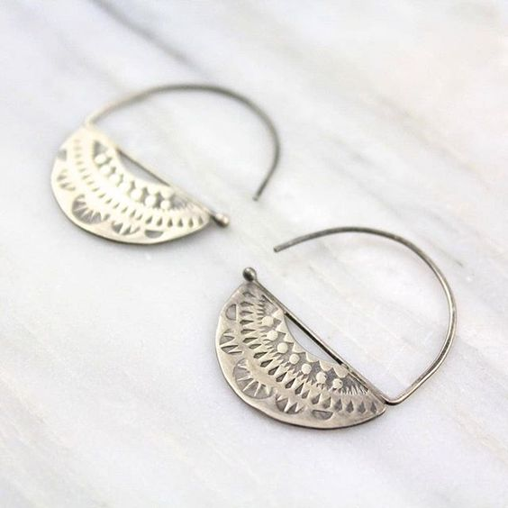 Vintage Silver Hollow Crest Earrings-Maryam Jewelry