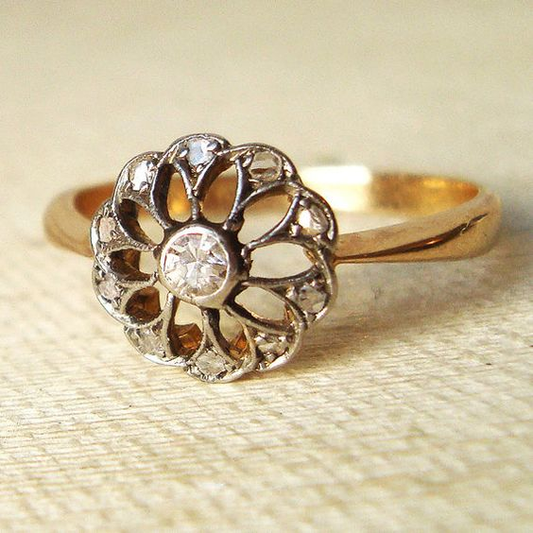 Vintage Crystal Daisy Ring-Maryam Jewelry