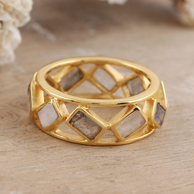 Vintage Gold Hollow Crytal Ring-Maryam Jewelry