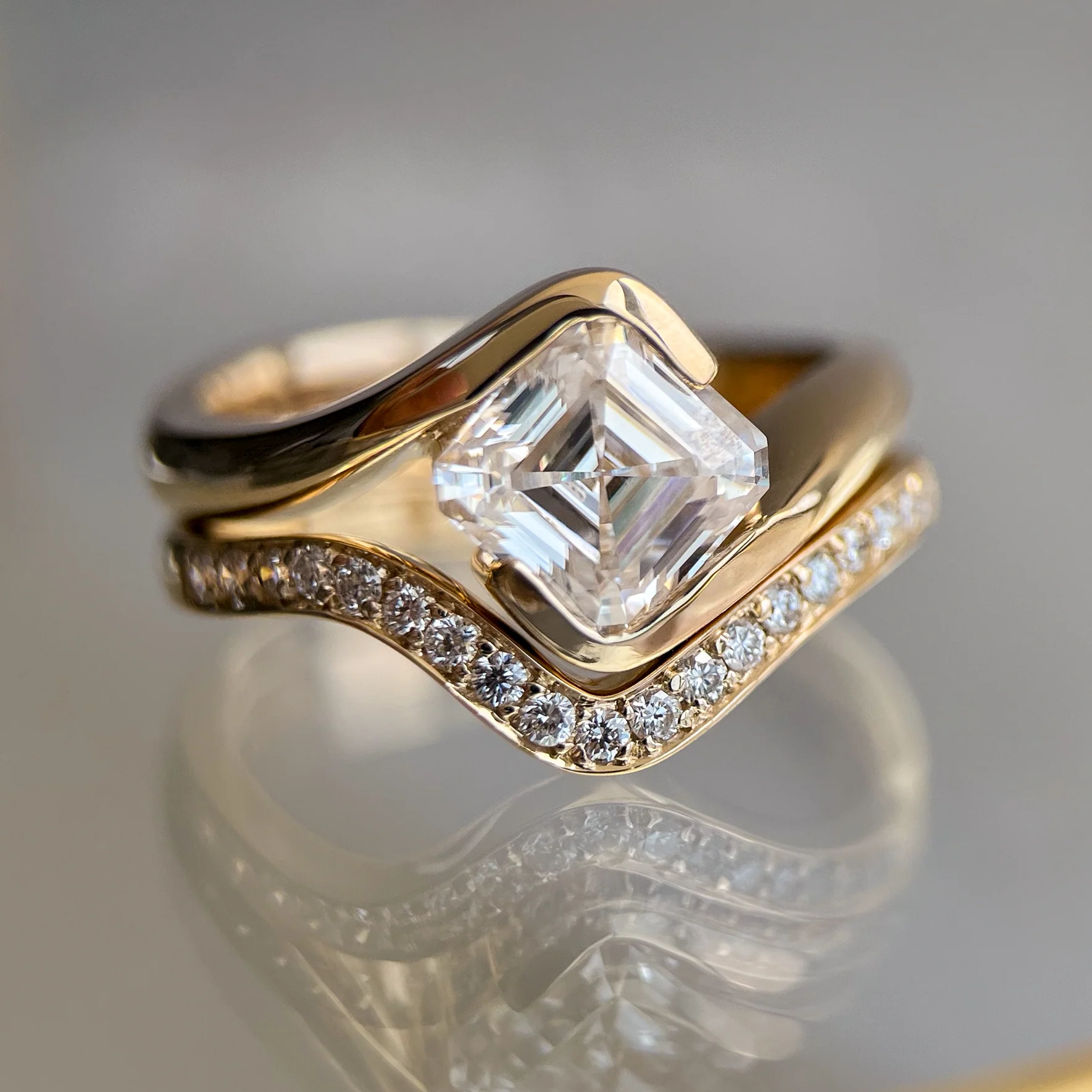 Vintage Elegant Cubic Crystal Gold Ring-Maryam Jewelry