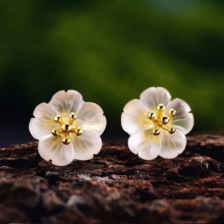 Vintage White Blossom Gold Earrings-Maryam Jewelry