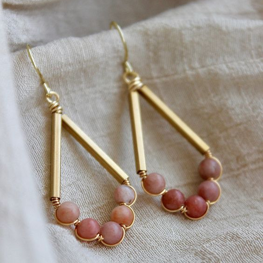 Vintage Red Stones Dangling Gold Earrings-Maryam Jewelry