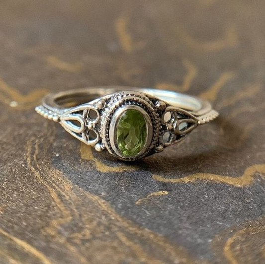 Vintage Green Stone Silver Ring-Maryam Jewelry