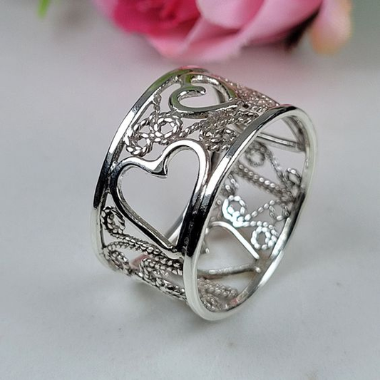 Vintage Hollow Silver Heart Earrings-Maryam Jewelry