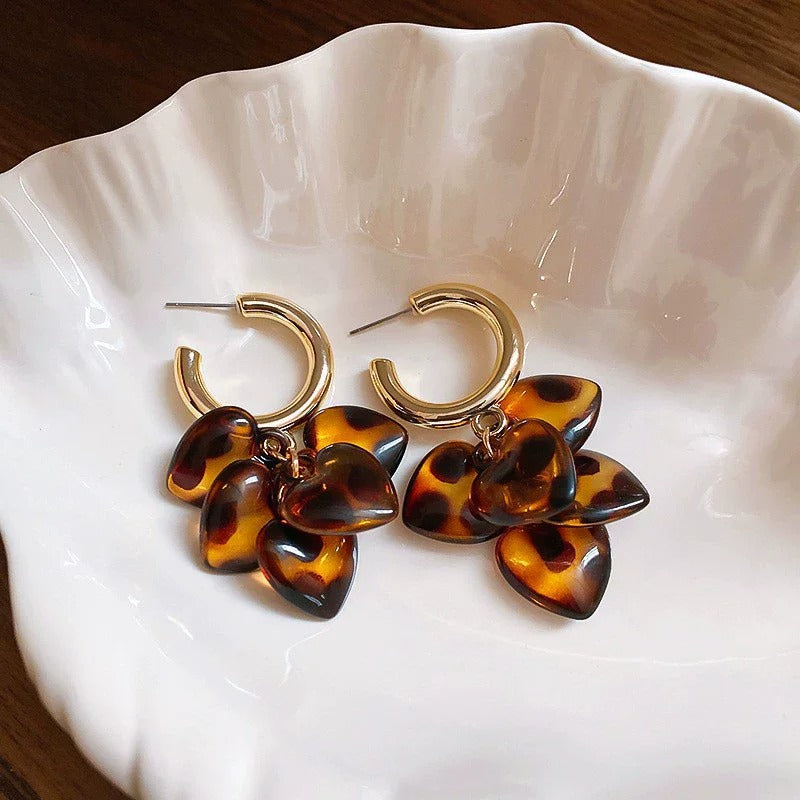 Vintage C-Shaped Flower Classic Gold Hoops-Maryam Jewelry