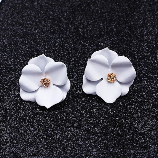Vintage White Flower Earrings-Maryam Jewelry