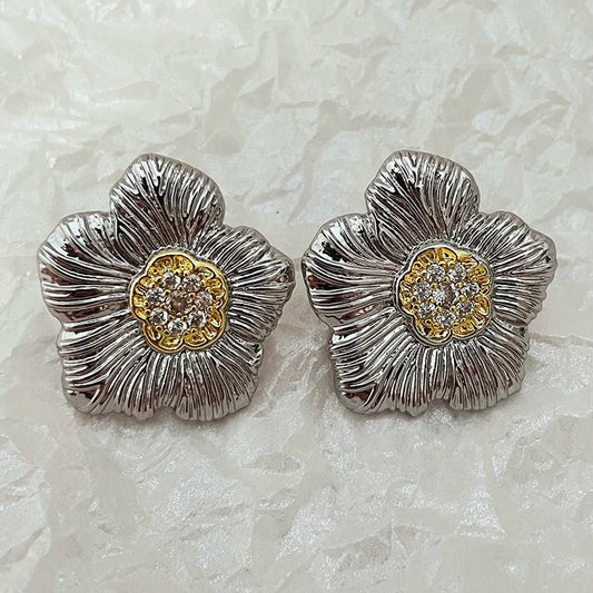Vintage Gold Center Floral Earrings-Maryam Jewelry