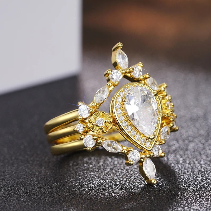 Gold Vintage Pear-Cut Crown Ring-Maryam Jewelry