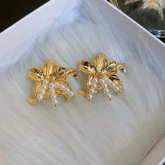 Vintage Gold Floral Pearl Cluster Stud Earrings-Maryam Jewelry