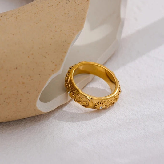 Vintage Sun Moon Star Band Ring-Maryam Jewelry