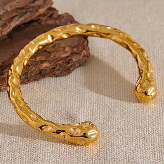 Vintage Sculpted Gold Open Cuff Bracelet-Maryam Jewelry