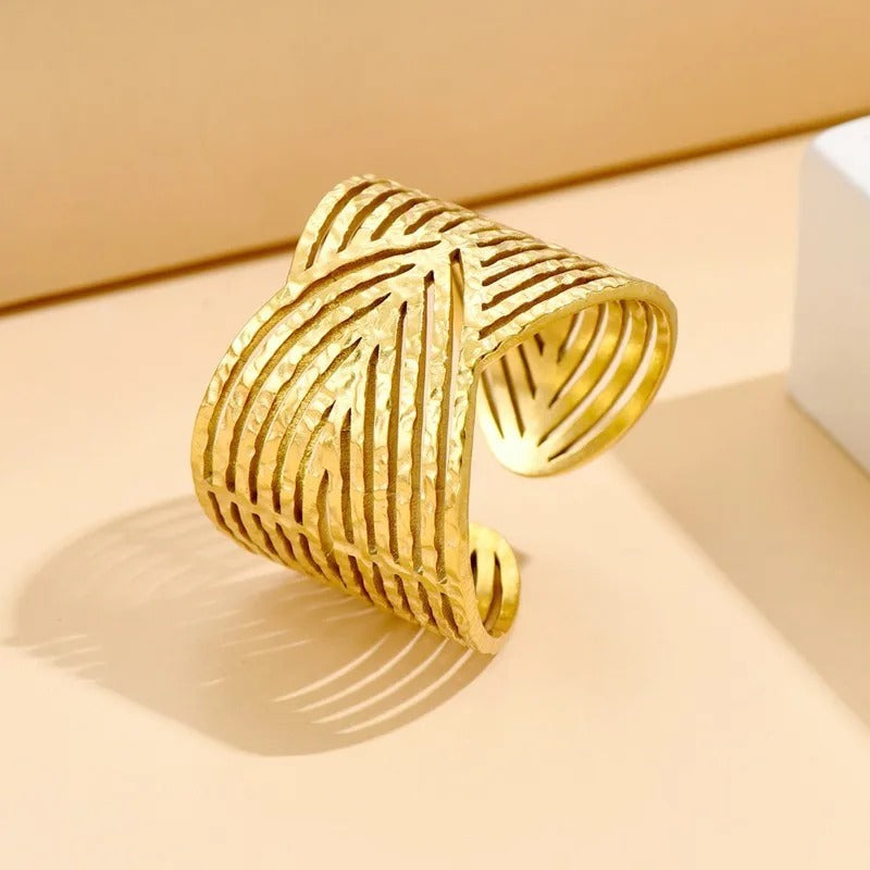 Sculpted Abstract Gold Adjustable Ring-Maryam Jewelry